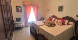 CASA CON COCHERA LISTA PARA ENTRAR A VIVIR