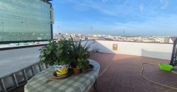 CASA CON COCHERA LISTA PARA ENTRAR A VIVIR