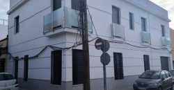 CASA DE NUEVA CONSTRUCCIÓN CON COCHERA