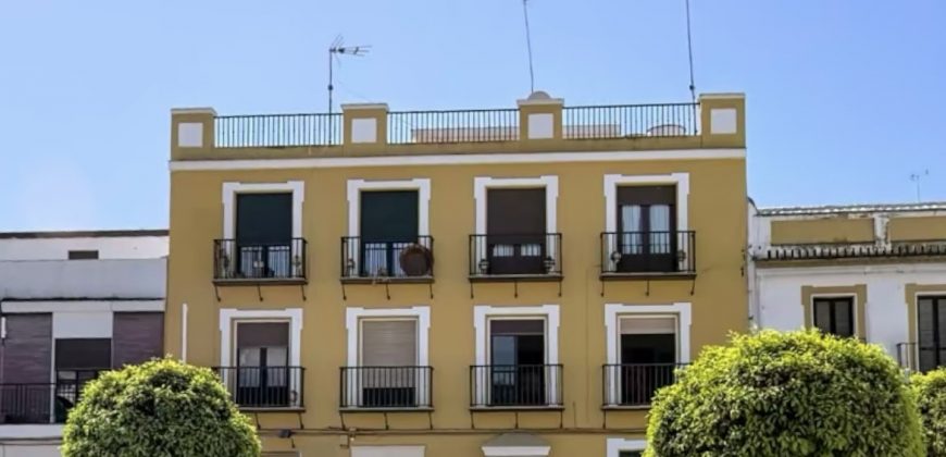 PISO EN PRIMERA PLANTA EN EL CENTRO
