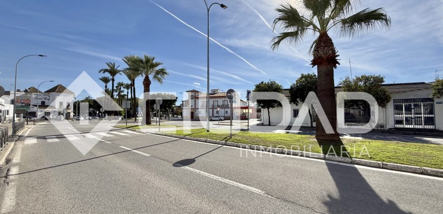 VIVIENDA INDEPENDIENTE CON COCHERA DE 115M2 – ZONA EL RECREO, LEBRIJA