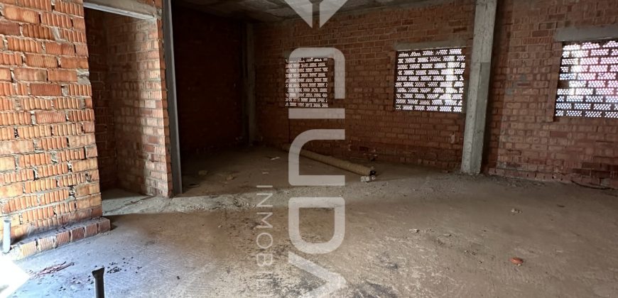 Edificio en bruto de 4 viviendas (Barrio Alto)