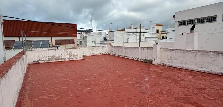 VIVIENDA INDEPENDIENTE ZONA CENTRO-CHIPIONA