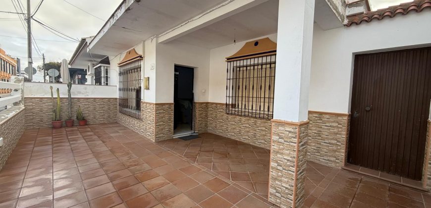 VIVIENDA INDEPENDIENTE ZONA CENTRO-CHIPIONA