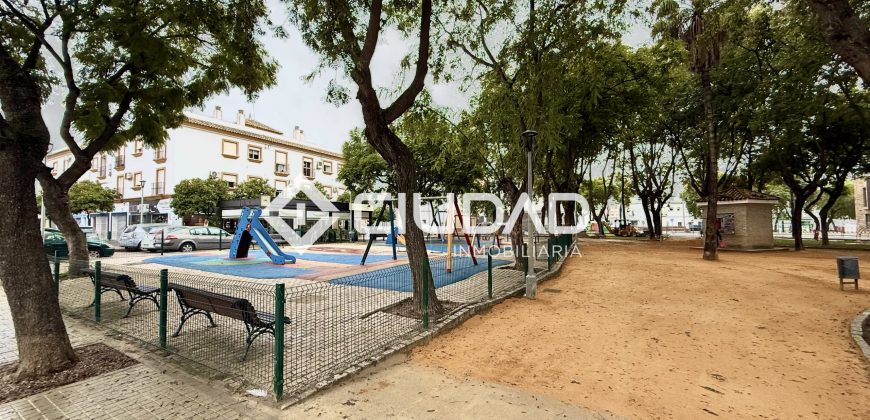 DÚPLEX EN LA ZONA DEL RECREO, LEBRIJA