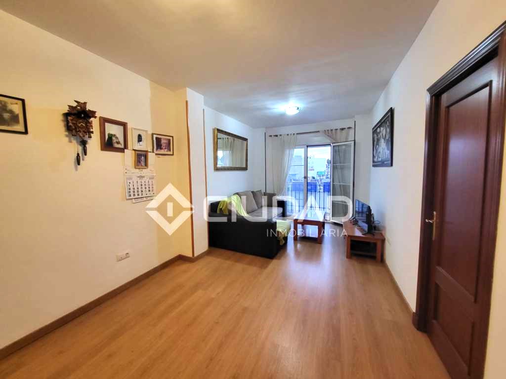 Piso listo para entrar en Barrio Alto