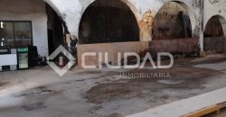 Nave con uso de de bodega en Barrio Alto