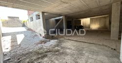 Terreno urbano en Martín Miguel con construcción a terminar