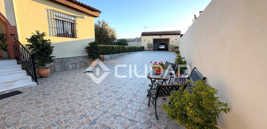 Casa rústica hipotecable en Cam. San Jerónimo