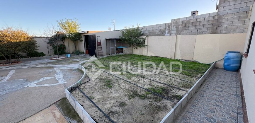 Casa rústica hipotecable en Cam. San Jerónimo