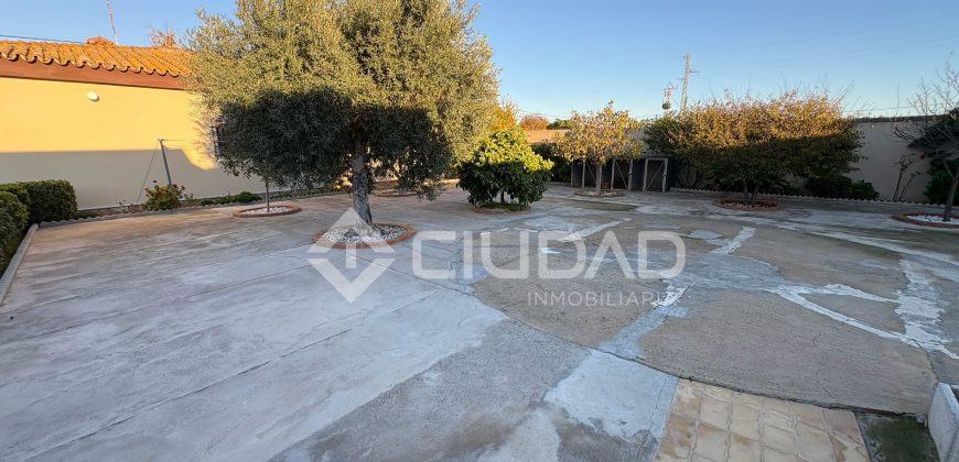 Casa rústica hipotecable en Cam. San Jerónimo