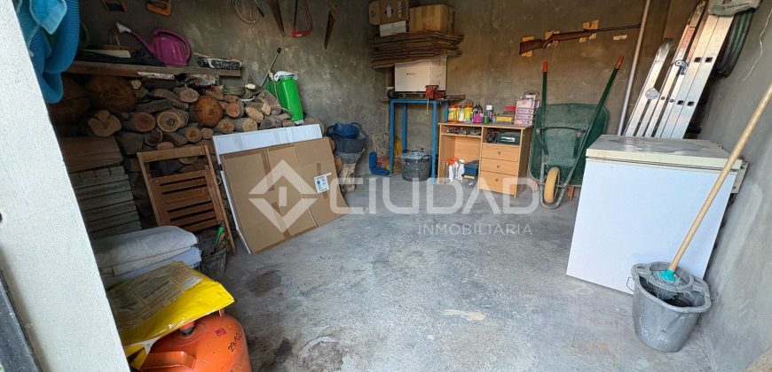 Casa rústica hipotecable en Cam. San Jerónimo