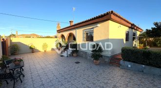 Casa rústica hipotecable en Cam. San Jerónimo