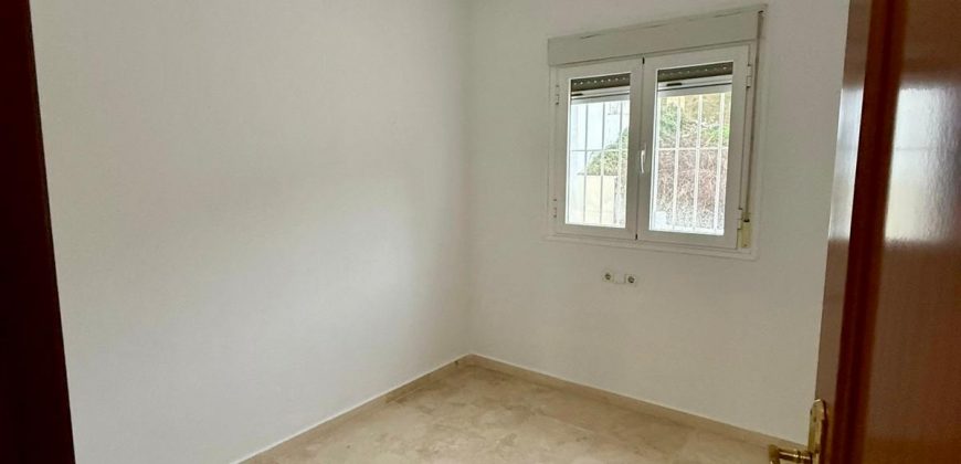 Encantadora casa con Porche y Patio Privado en calle Goya! Morón de la Frontera.