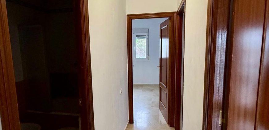 Encantadora casa con Porche y Patio Privado en calle Goya! Morón de la Frontera.