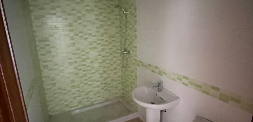 AMPLIO PISO EN CALLE ARRECIFE !! MORON DE LA FRONTERA.