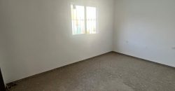 AMPLIO PISO EN CALLE ARRECIFE !! MORON DE LA FRONTERA.