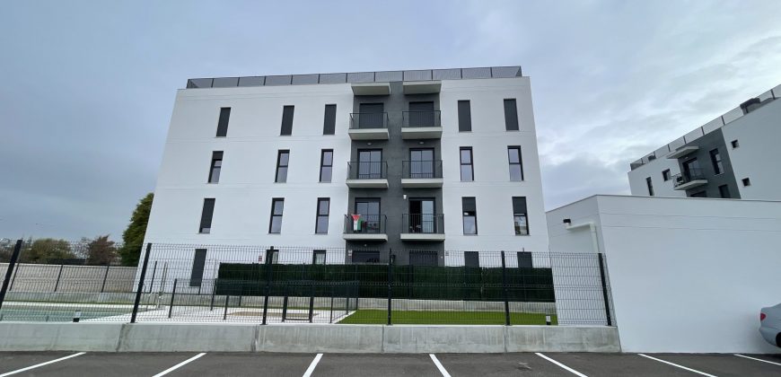 Alquiler de piso en Calle Antonio Chacón El Pela