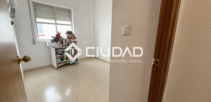 DÚPLEX EN LA ZONA DEL RECREO, LEBRIJA