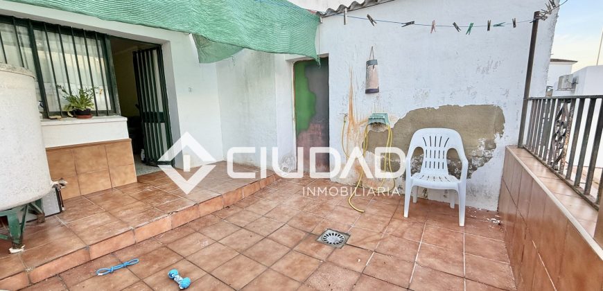 Casa en venta – Zona Blas Infante, Lebrija | 37.500 €