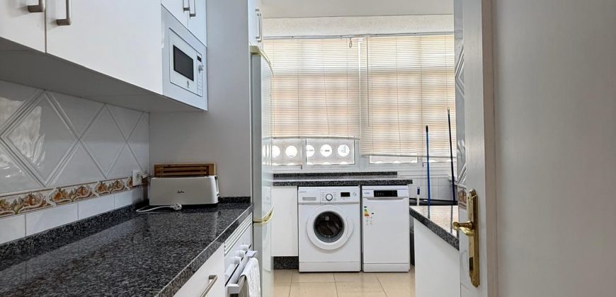 PISO EN ZONA TRAS REGLA- CHIPIONA