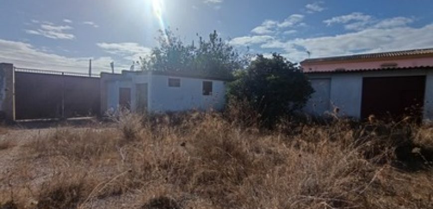 TERRENO EN VENTA EN NUEVO BULEVAR (MAIRENA DEL ALJARAFE).