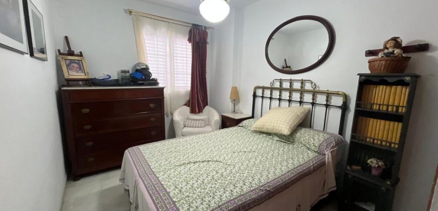 VENTA DE ADOSADO EN URBANIZACIÓN ALJARASOL (MAIRENA DEL ALJARAFE).