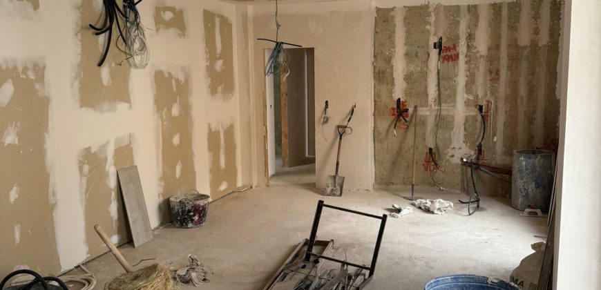 PISO EN CONSTRUCCIÓN EN ZONA CÉNTRICA. CALLE CALADILLA