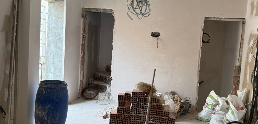 PISO EN CONSTRUCCIÓN EN ZONA CÉNTRICA. CALLE CALADILLA