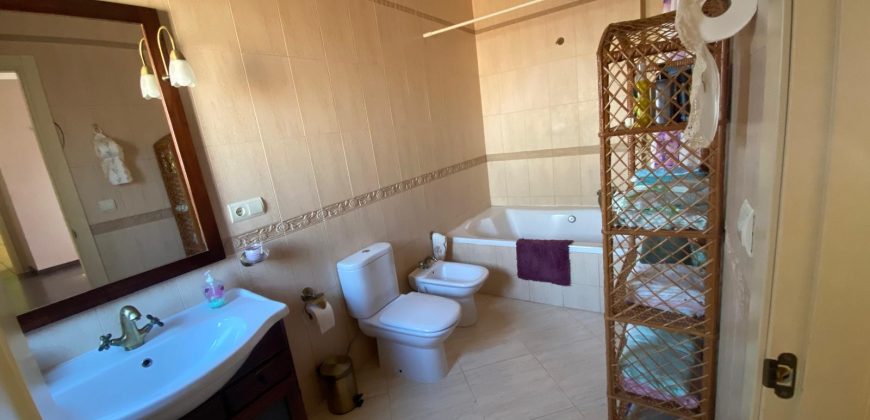 Impresionante Casa de Diseño en calle Rio Tormes ! Morón de la Frontera