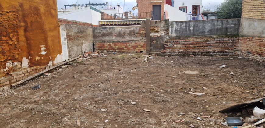 Terreno en venta en Calle Bormujos, Camas