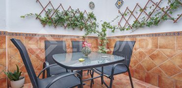 Espectacular vivienda de 4 plantas en venta – Zona de la Bulevar, Lebrija