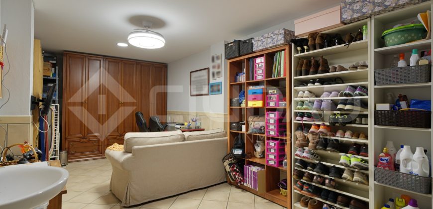 Espectacular vivienda de 4 plantas en venta – Zona de la Bulevar, Lebrija