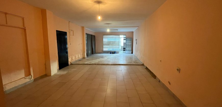 Local comercial en venta en el centro del municipio