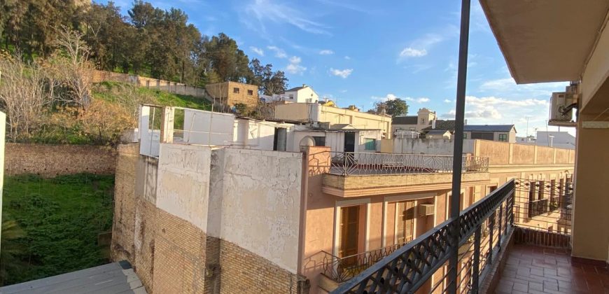 LUMINOSO PISO EN ZONA CENTRO CON ASCENSOR! CALLE ANIMAS!