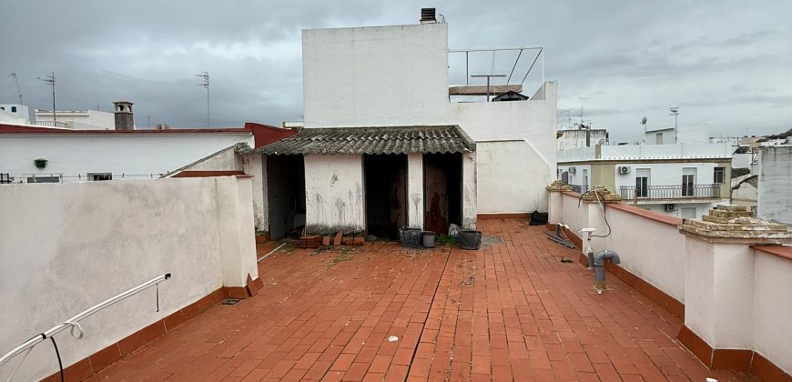 PISO EN CONSTRUCCIÓN EN ZONA CÉNTRICA. CALLE CALADILLA