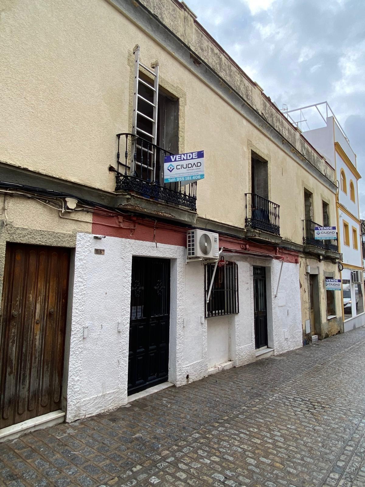 PISO EN CONSTRUCCIÓN EN ZONA CÉNTRICA. CALLE CALADILLA