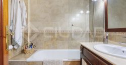 Espectacular vivienda de 4 plantas en venta – Zona de la Bulevar, Lebrija