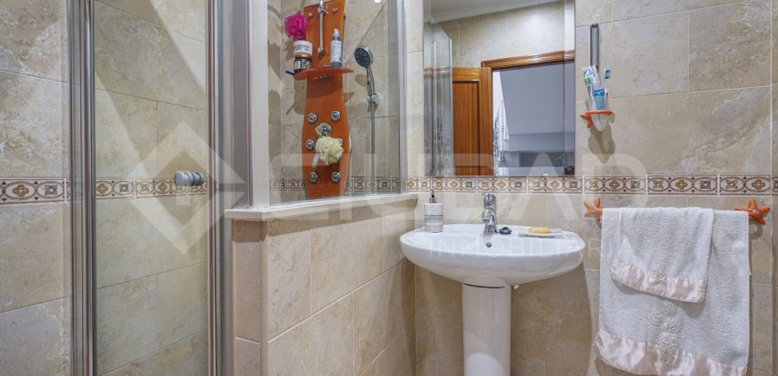 Espectacular vivienda de 4 plantas en venta – Zona de la Bulevar, Lebrija