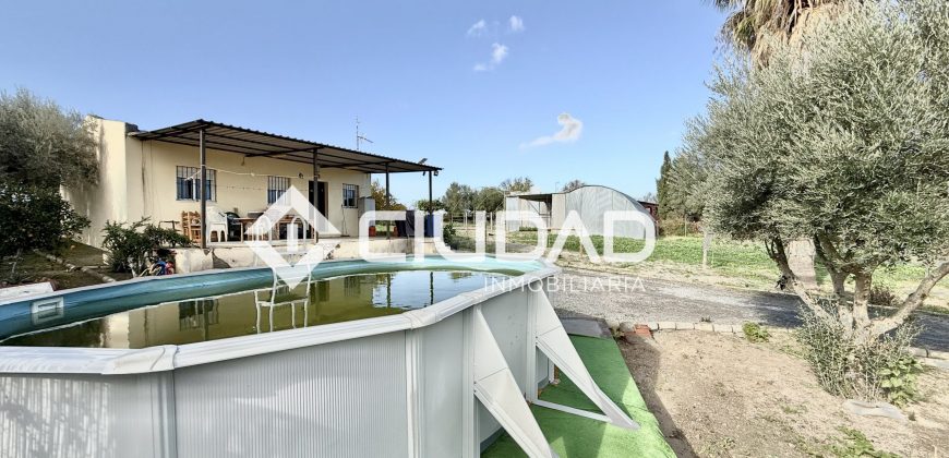 Finca rústica en Cornejil, cerca de Lebrija y El Cuervo.