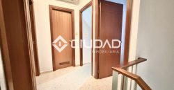 ADOSADO EN LA ZONA DEL RECREO – LEBRIJA