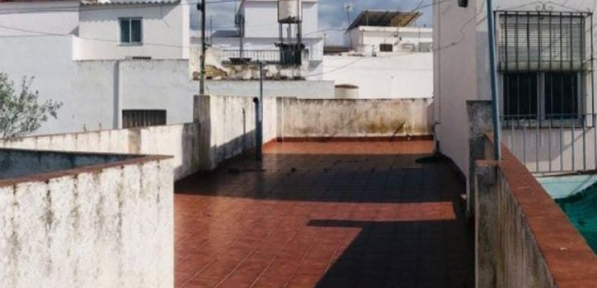 MAGNIFICA CASA EN CALLE TRIANA