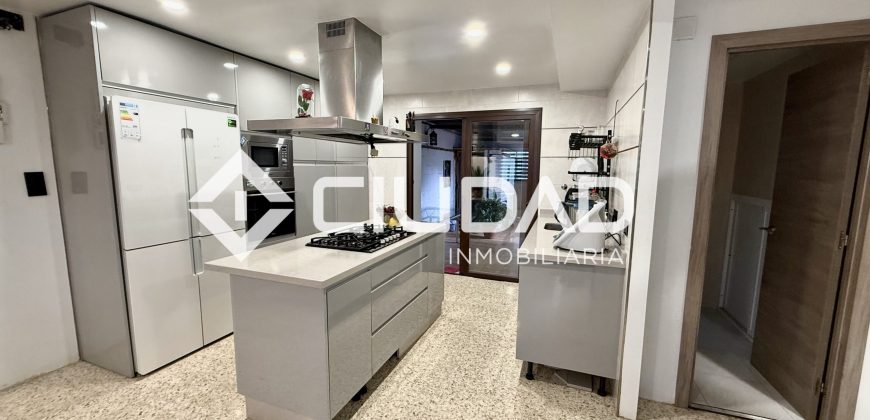 Casa en venta en zona Los Parcelistas