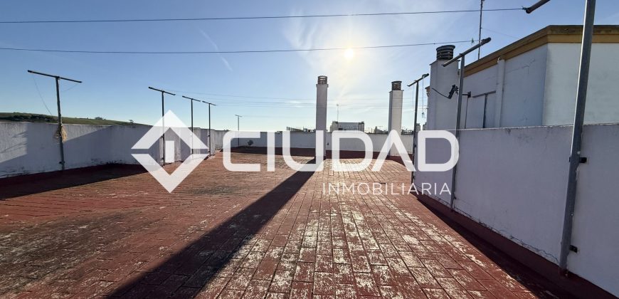 Piso en venta en la zona de la Plaza del May – Lebrija