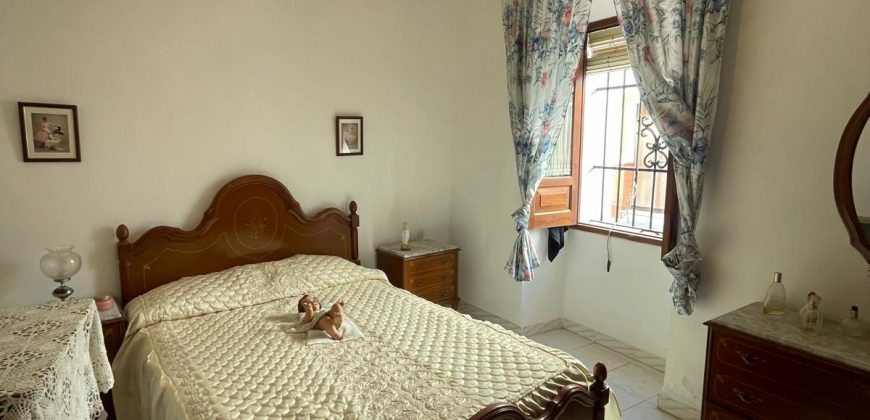 MAGNIFICA CASA EN CALLE CASTELAR