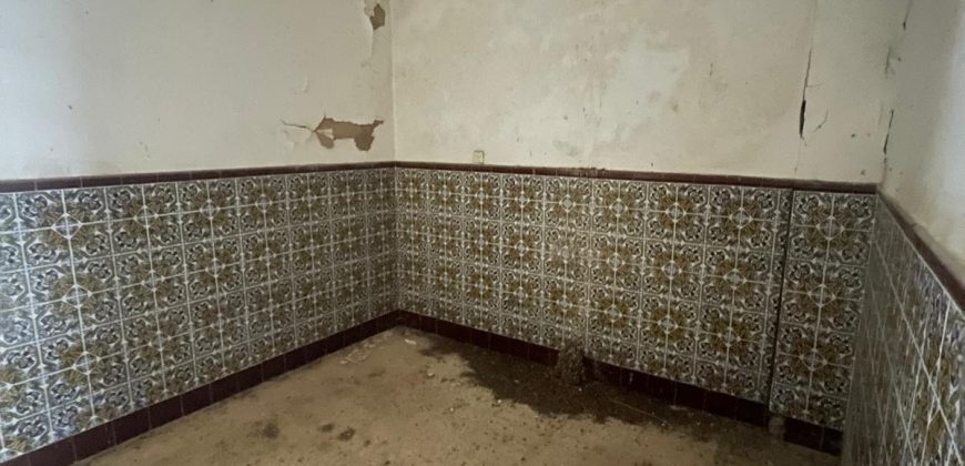 MAGNIFICA VIVIENDA EN CALLE MIRAFLORES