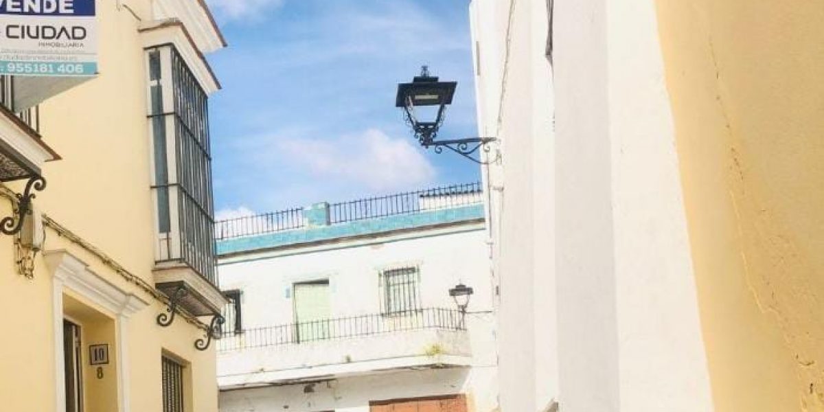 MAGNIFICA CASA EN CALLE TRIANA