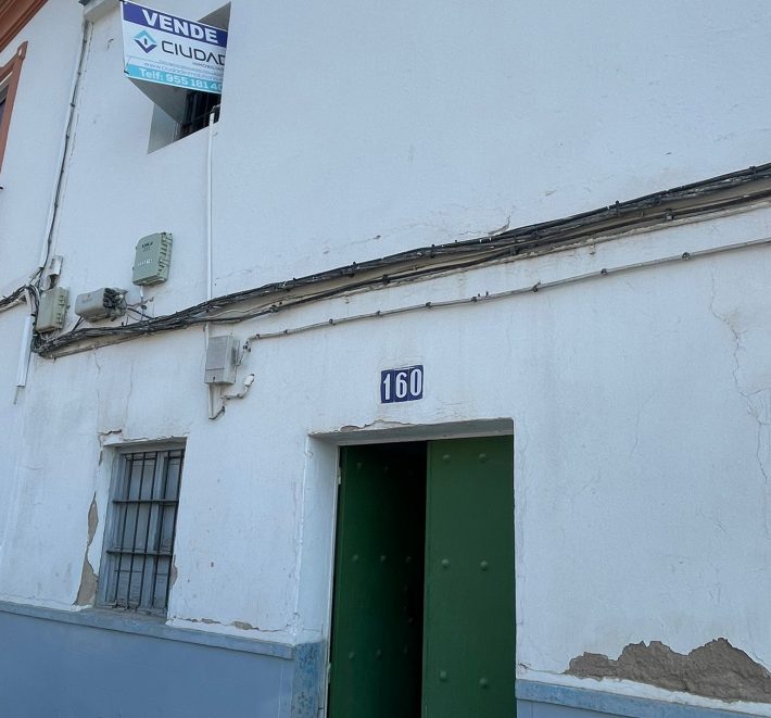 MANIFICA CASA EN CALLE BARRIETE