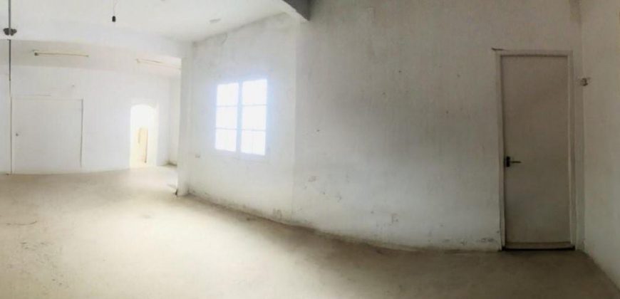 MAGNIFICA CASA EN CALLE COLON