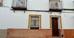 MAGNIFICA CASA EN CALLE CASTELAR